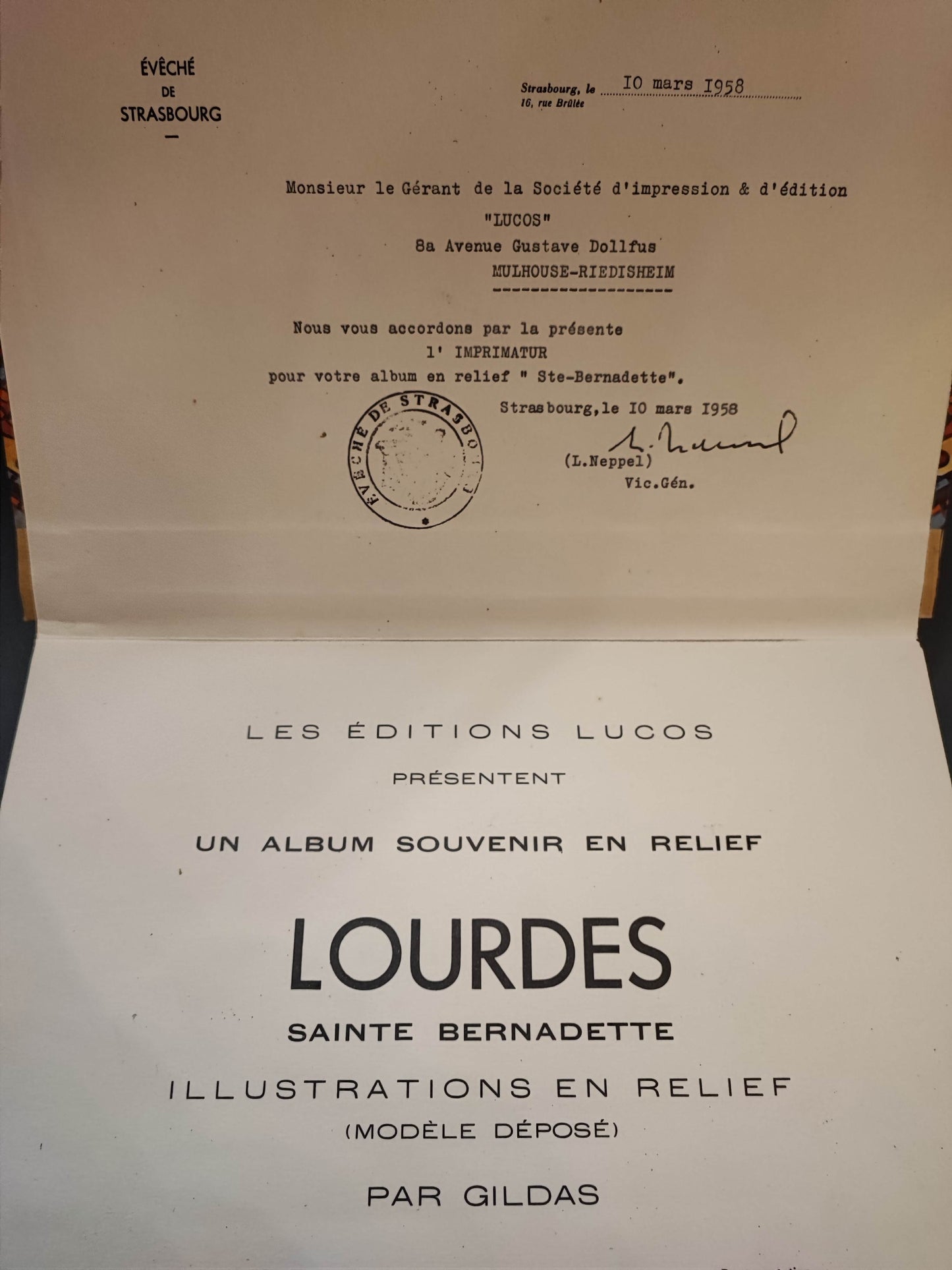 Album souvenir Livre à système Lourdes Sainte Bernadette