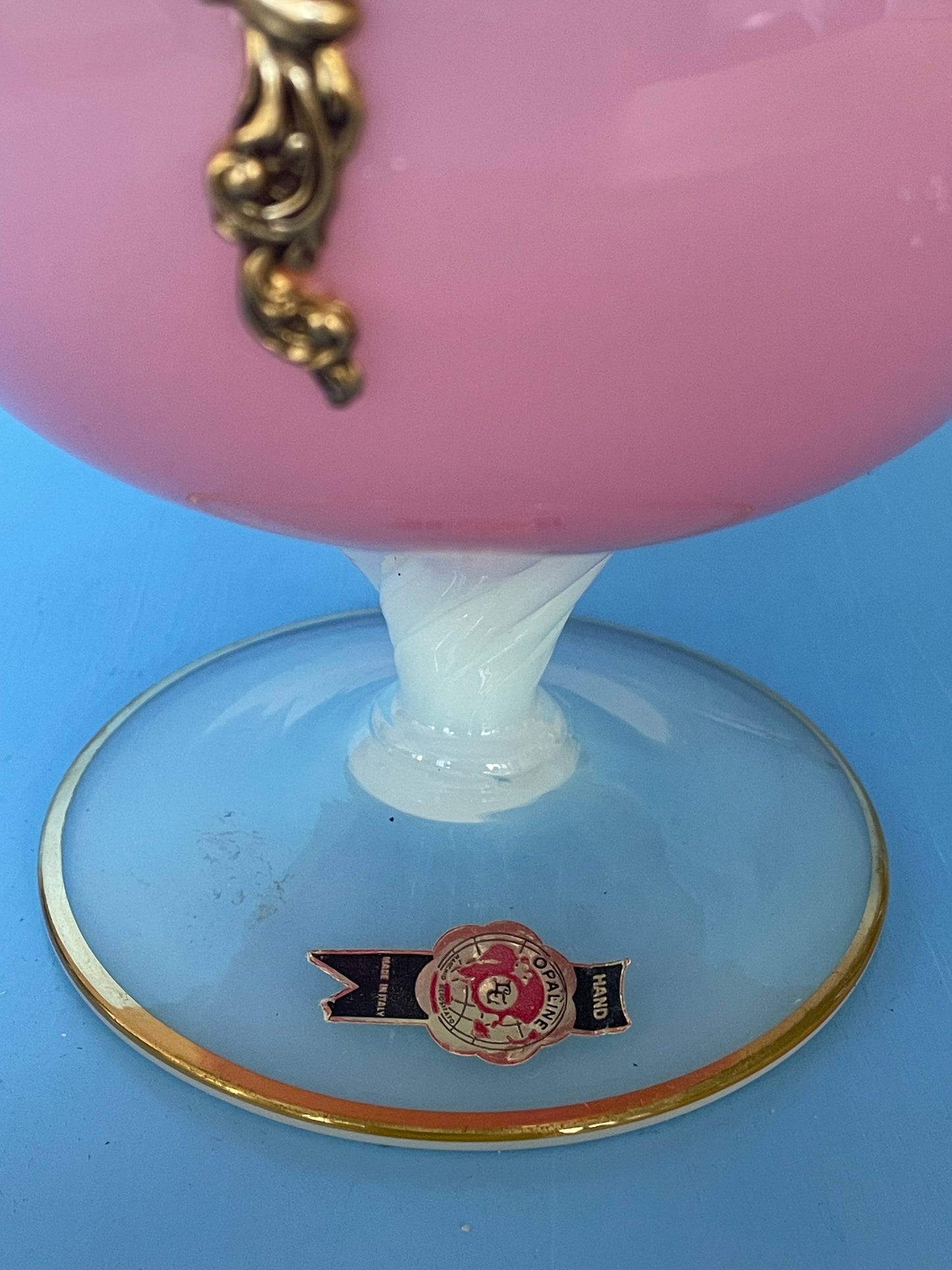 Opaline, jolie coupe Rose, made in Italy 17,5 cm de hauteur